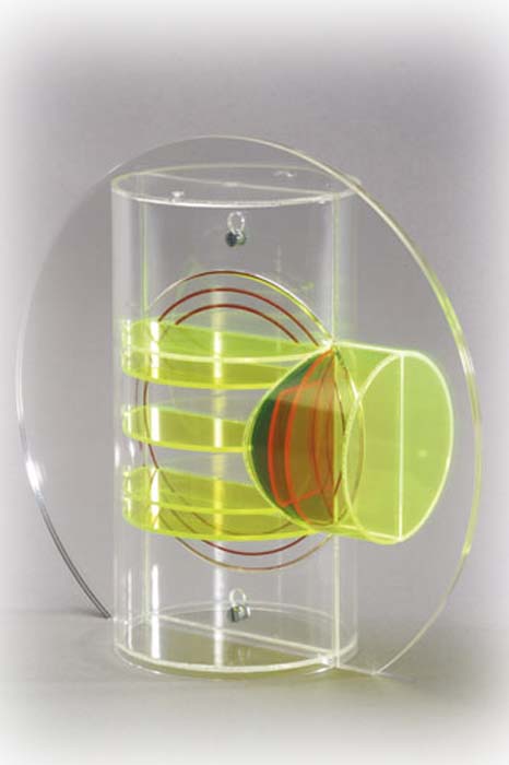 Zylinder durchdrungen von kleinerem Zylinder Zylinder durchdrungen von kleinerem Zylinder