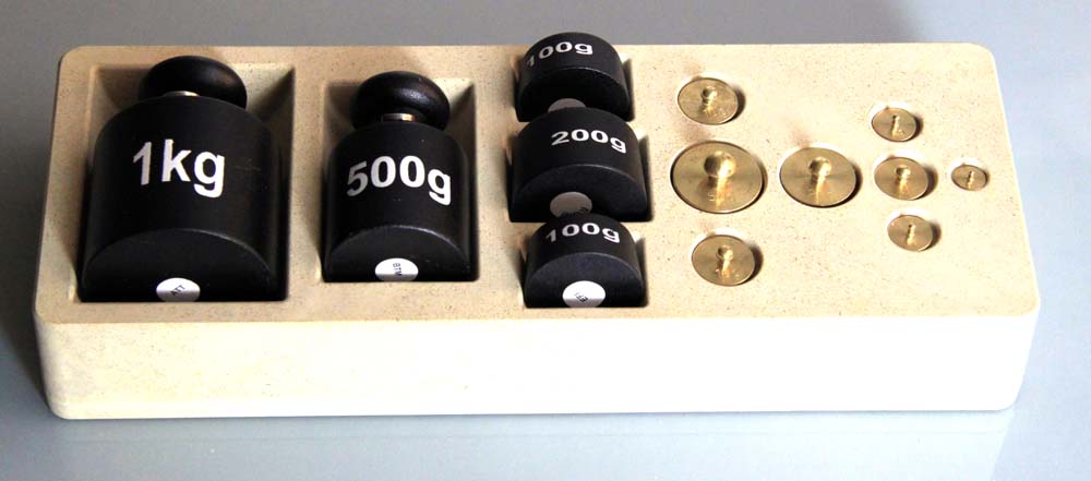 Gewichtssatz 1 g - 1 kg im Block Gewichtssatz 1 g - 1 kg im Block
