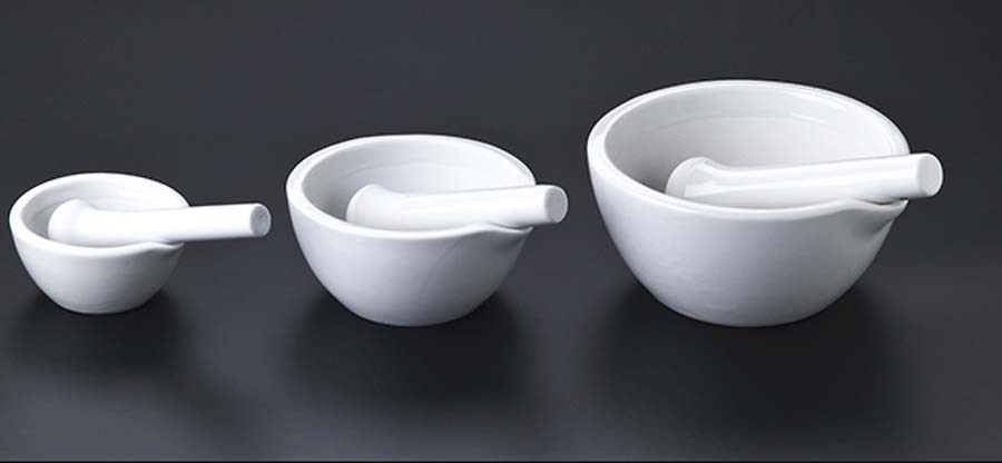 Mörser - Set aus Porzellan Mörser - Set aus Porzellan