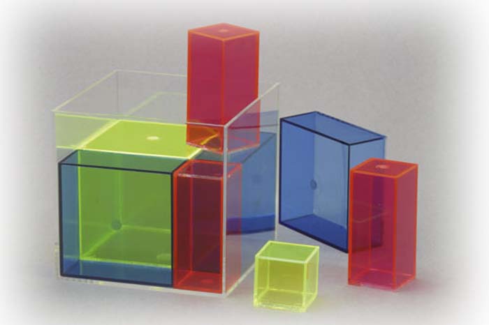 Würfel zur Demonstration der Formel (a+b)³ Würfel zur Demonstration der Formel (a+b)³