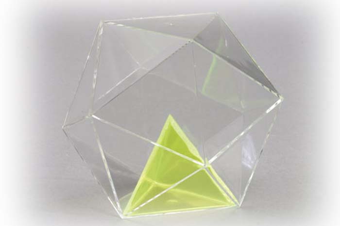 Isokaeder mit Innenpyramide Isokaeder mit Innenpyramide