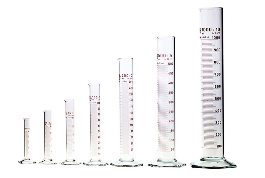 Messzylinder aus Borosilikatglas 3.3 Messzylinder aus Borosilikatglas 3.3
